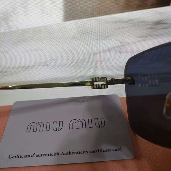 Miu Miu Square Logo Sunglasses - Trendy UV-Protective Luxury Shades - Picture 4 of 5